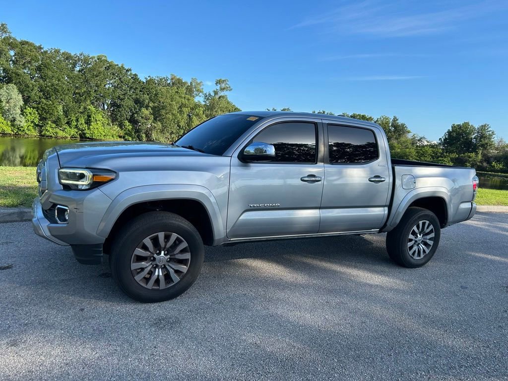 Used 2020 Toyota Tacoma Limited AWD/4WD image 2