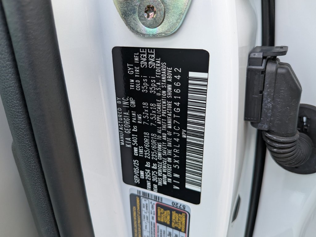 Certified 2026 Kia Sorento S FWD image 38