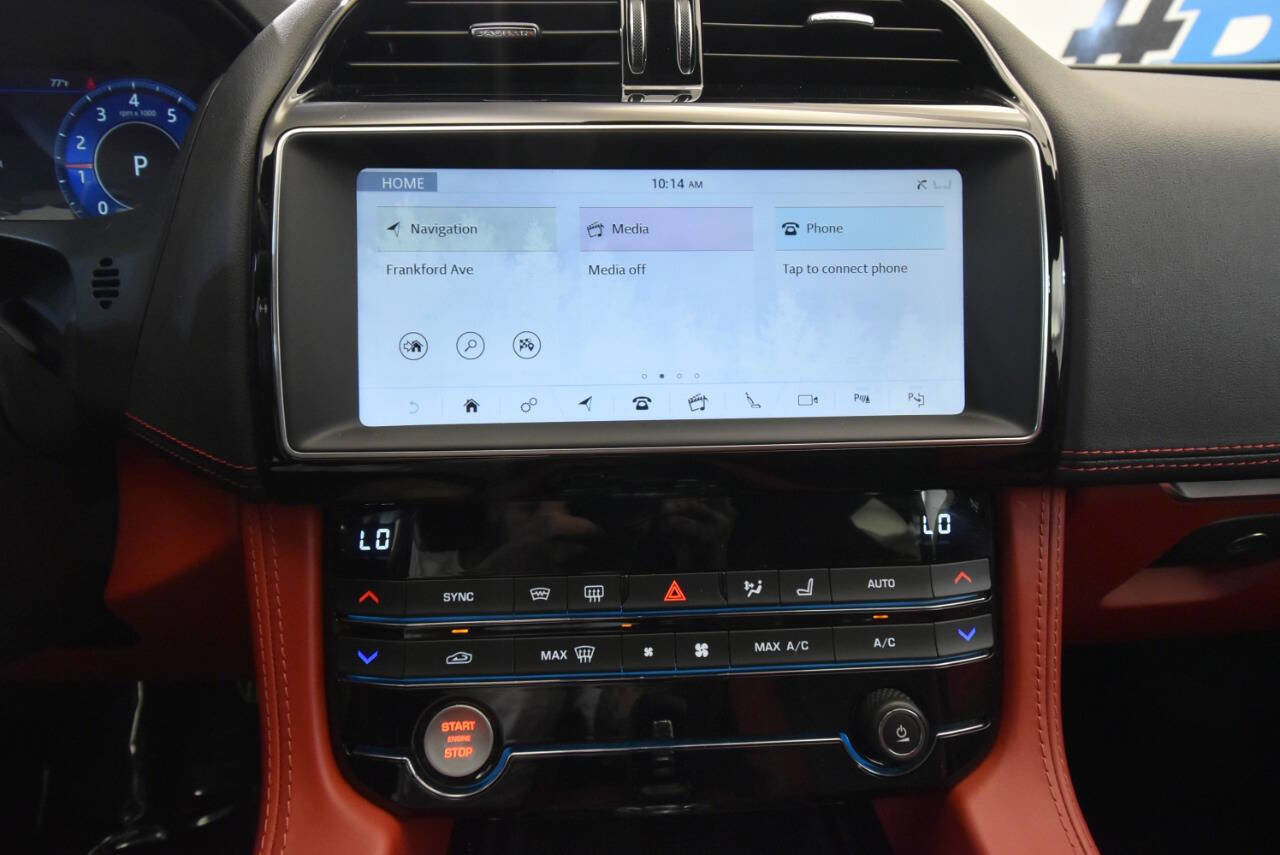 Used 2019 Jaguar F-PACE SVR AWD/4WD image 23