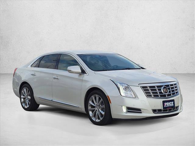 Used 2013 Cadillac XTS Luxury w/ Driver Awareness Package FWD image 3
