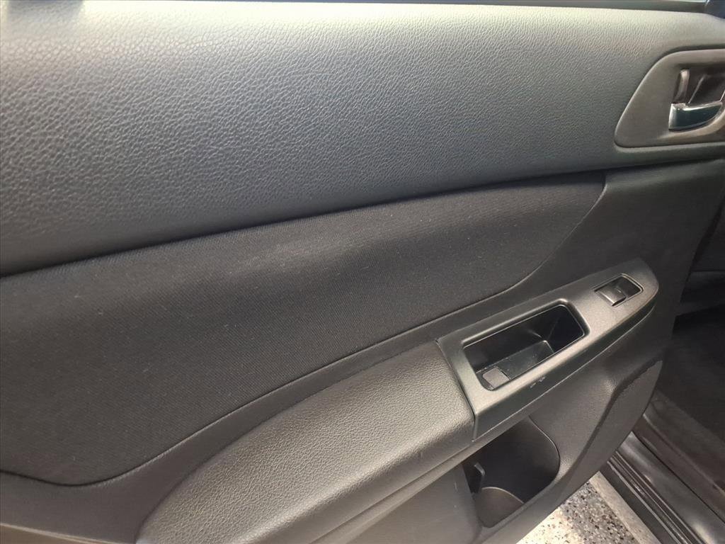 Used 2012 Subaru Impreza 2.0i Premium w/ All-Weather Pkg image 18