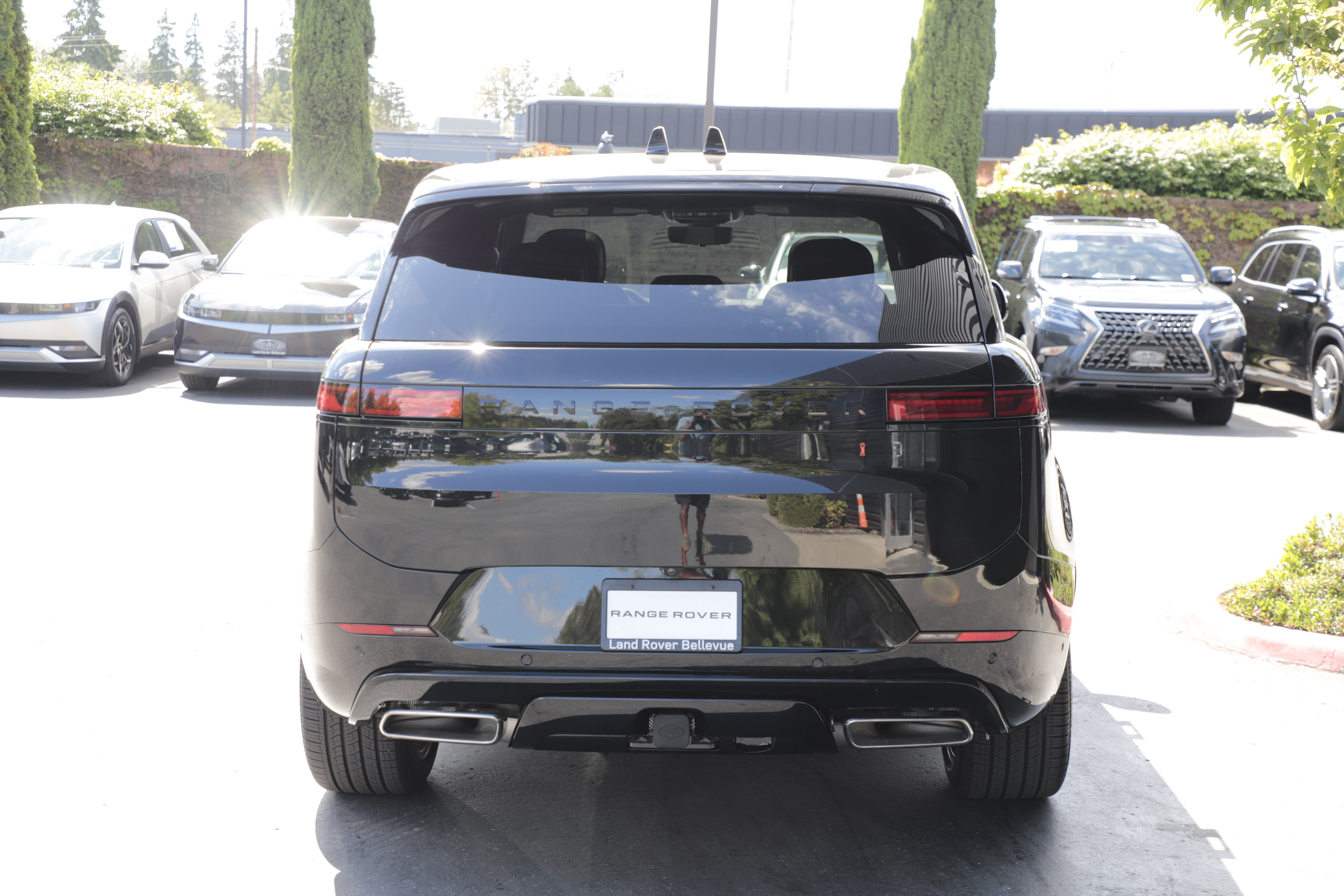 New 2026 Land Rover Range Rover Sport Dynamic SE AWD/4WD image 5