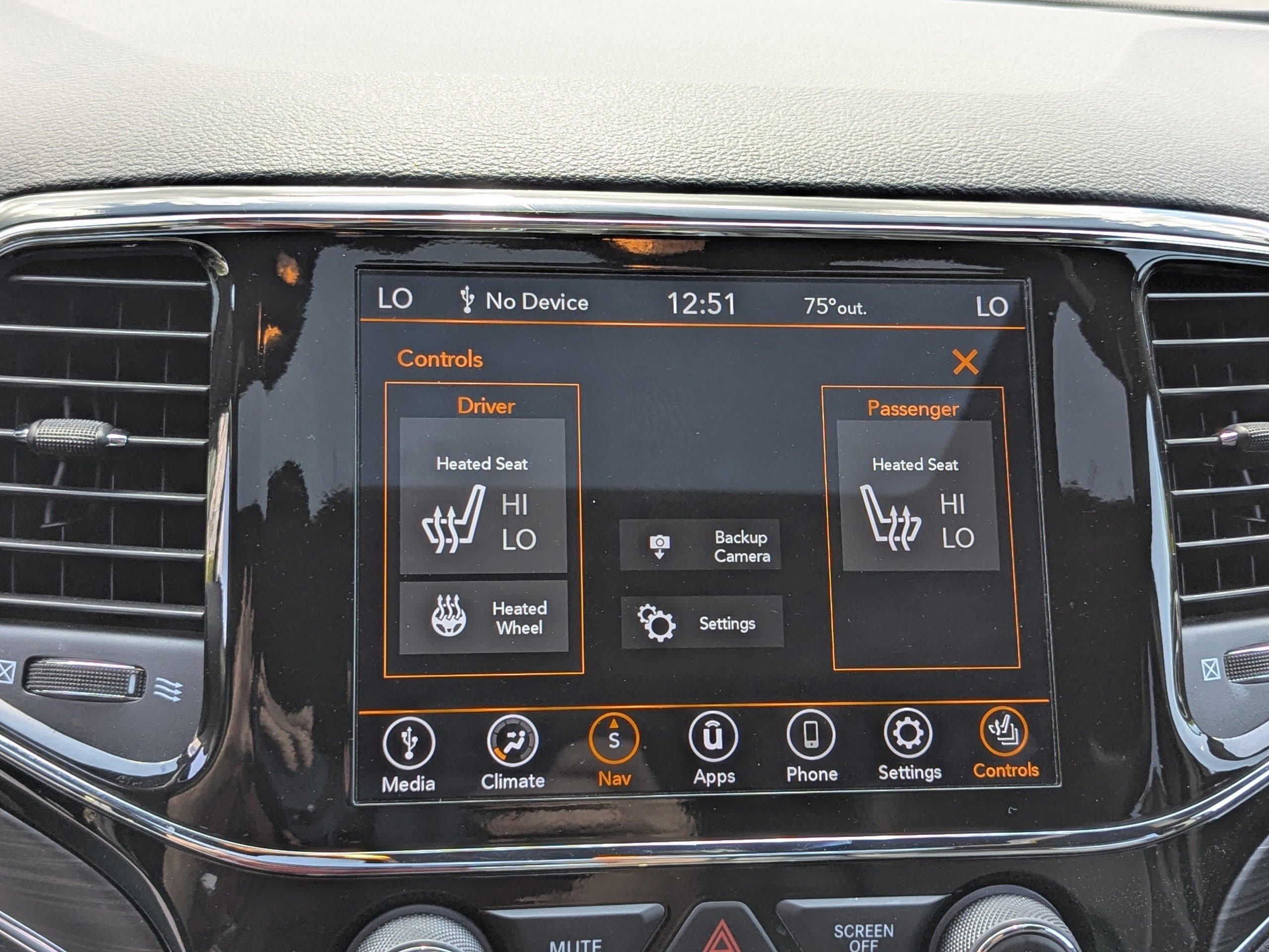 Used 2021 Jeep Grand Cherokee Limited w/ Premium Lighting Group image 26