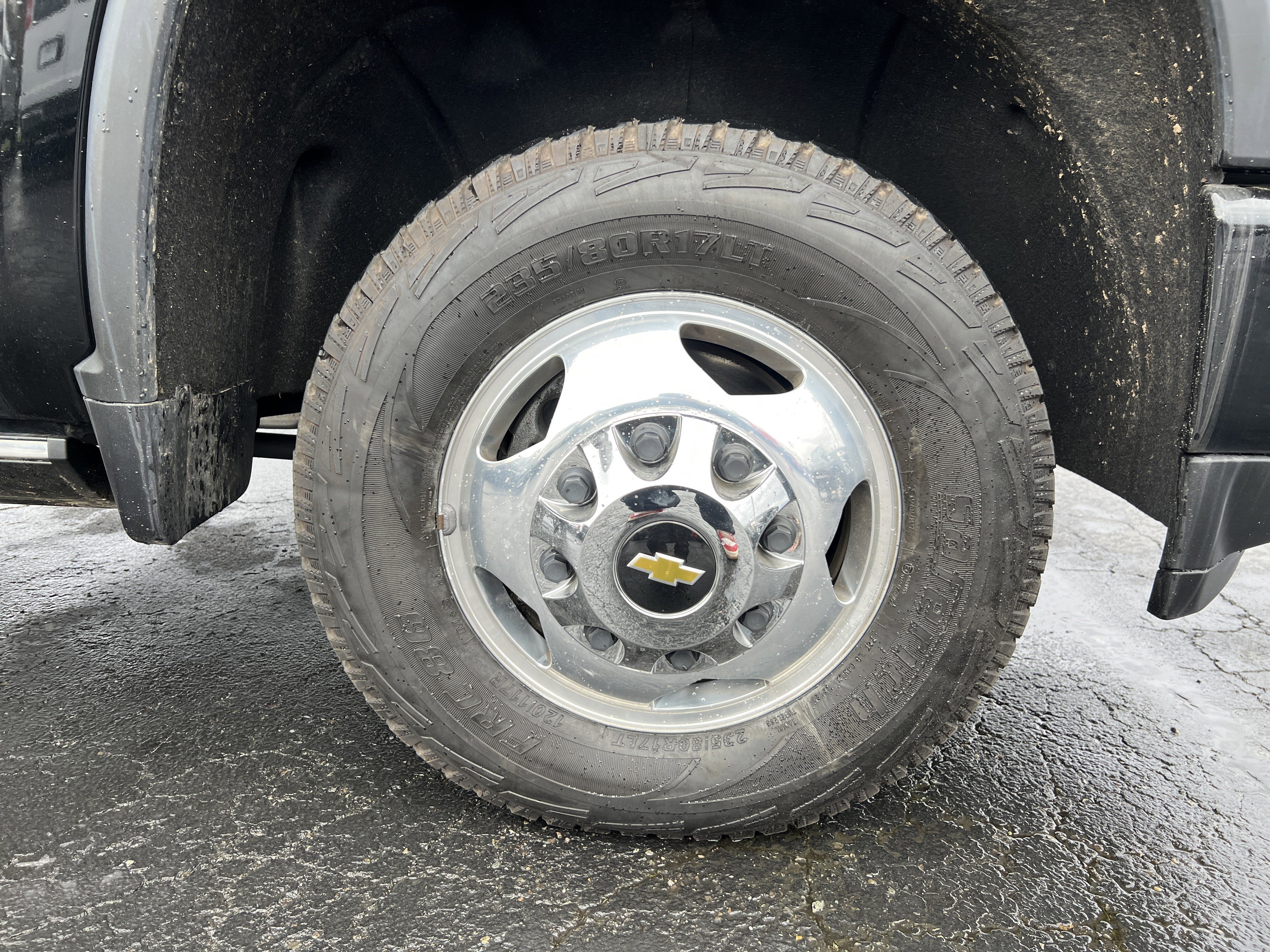 Used 2023 Chevrolet Silverado 3500 High Country AWD/4WD image 12