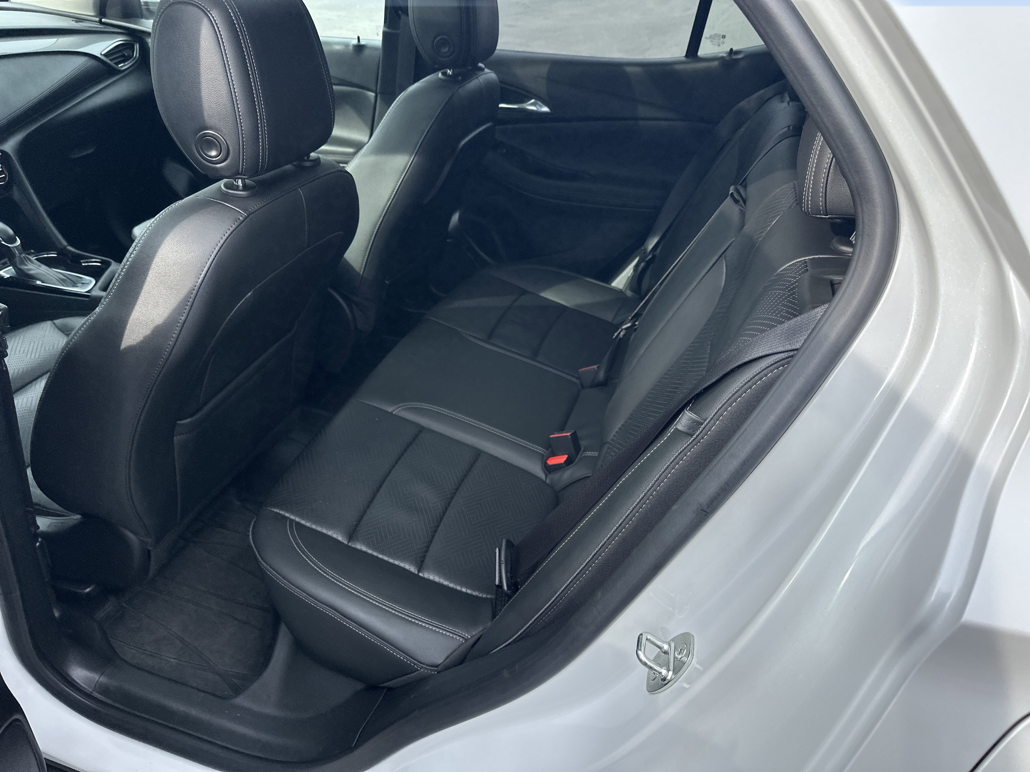 Certified 2023 Buick Encore GX Essence w/ Experience Buick Package AWD/4WD image 7