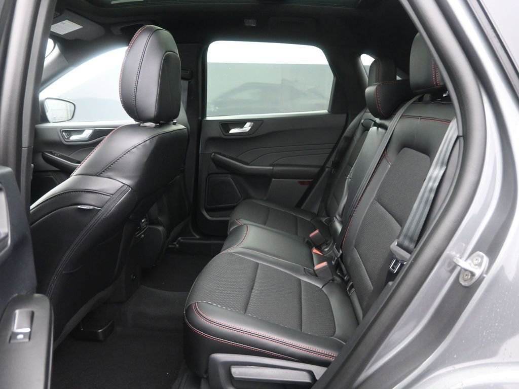 New 2026 Ford Escape ST-Line Select image 18