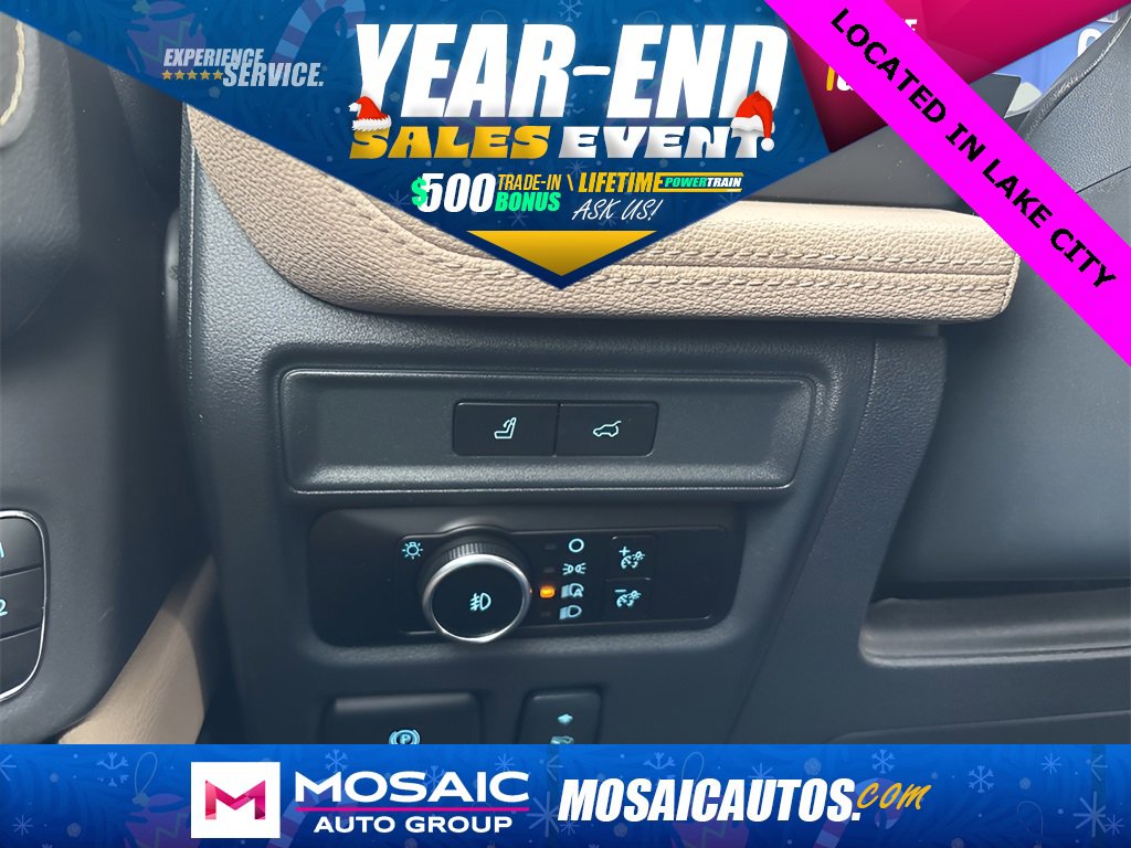 Used 2024 Ford Expedition Max Limited image 31