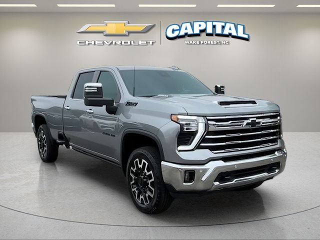 Used 2025 Chevrolet Silverado 2500 LTZ w/ LTZ Plus Package AWD/4WD image 7
