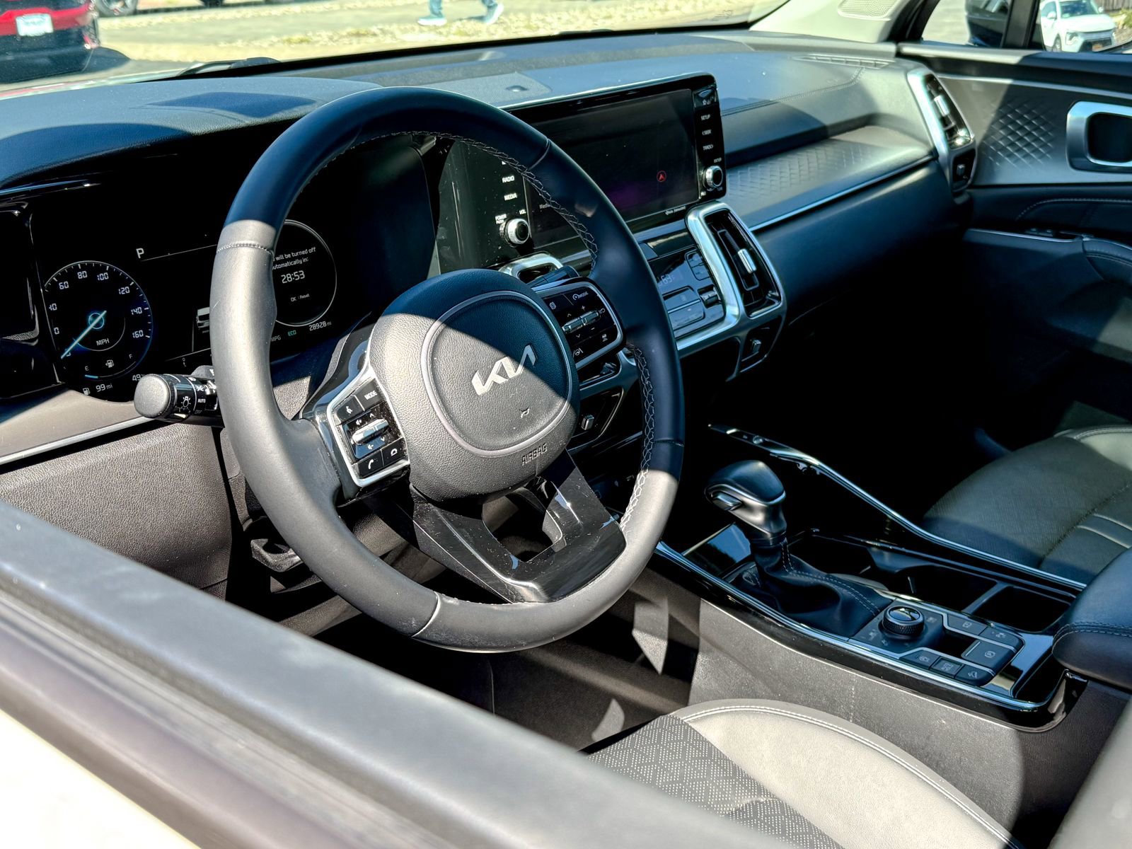 Certified 2023 Kia Sorento SX image 16