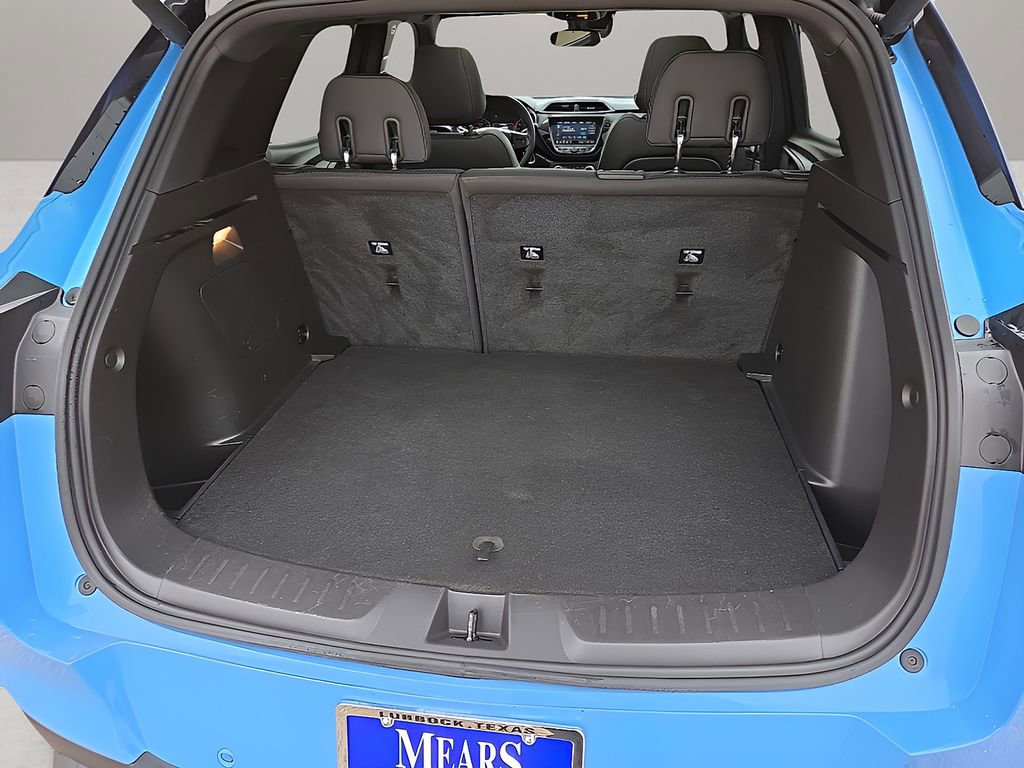 Used 2023 Chevrolet TrailBlazer RS w/ Sun and Liftgate Package image 17