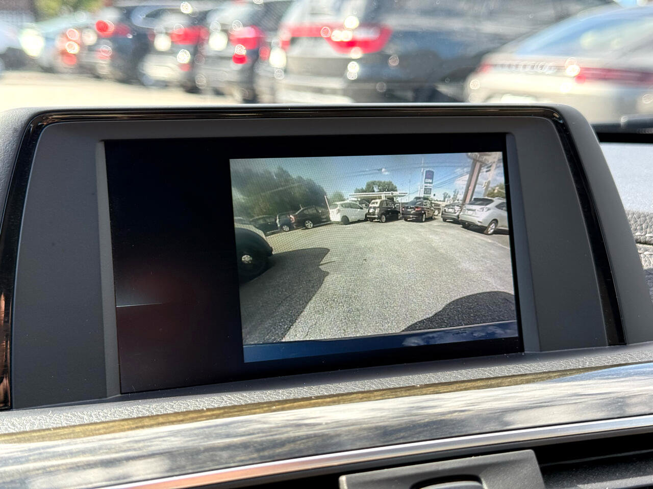 Used 2018 BMW 330e image 13