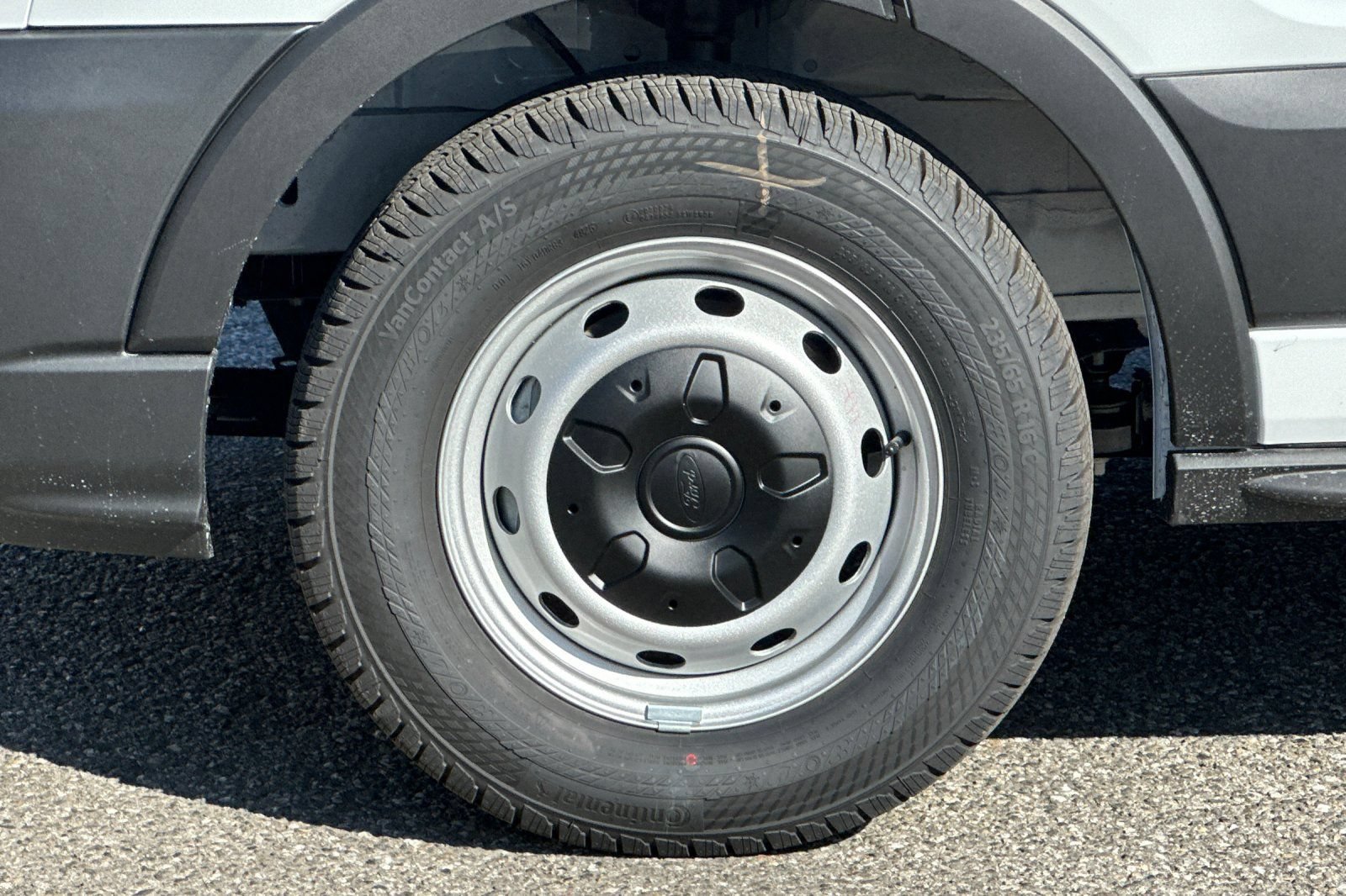 New 2026 Ford Transit 150 Low Roof RWD image 24