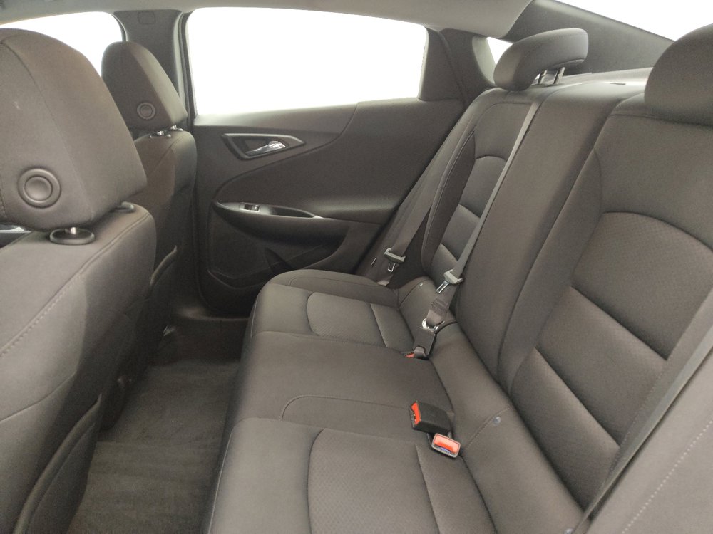 Used 2020 Chevrolet Malibu LS image 18