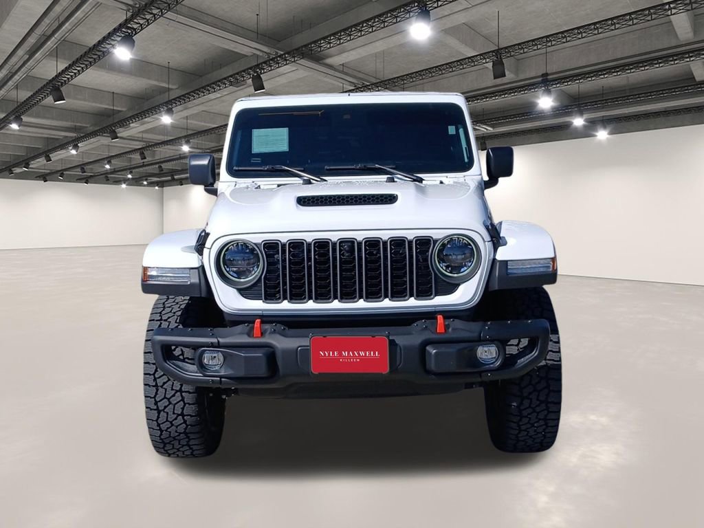 Used 2025 Jeep Gladiator Mojave AWD/4WD image 18