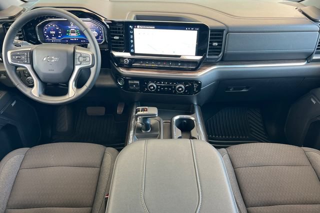 Used 2024 Chevrolet Silverado 1500 RST w/ Convenience Package II RWD image 16