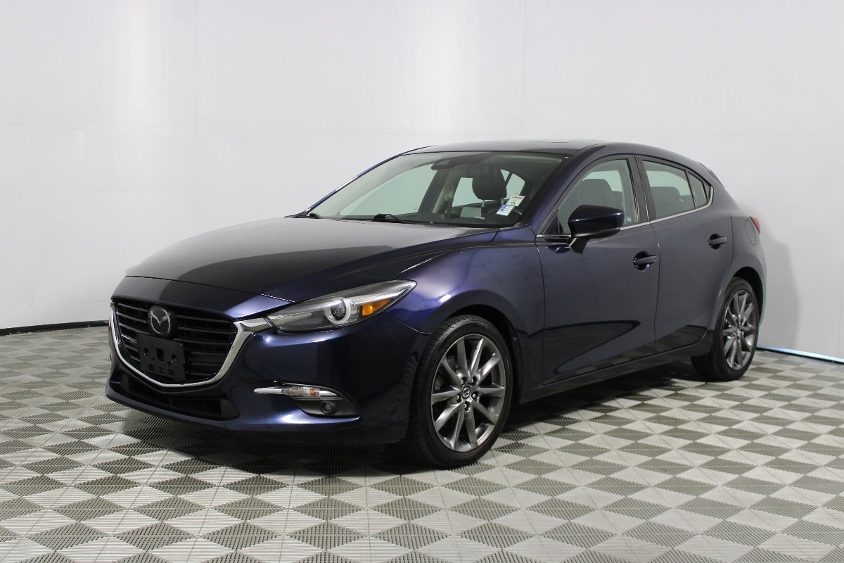 Used 2018 MAZDA MAZDA3 Grand Touring w/ Premium Equipment Package FWD image 21