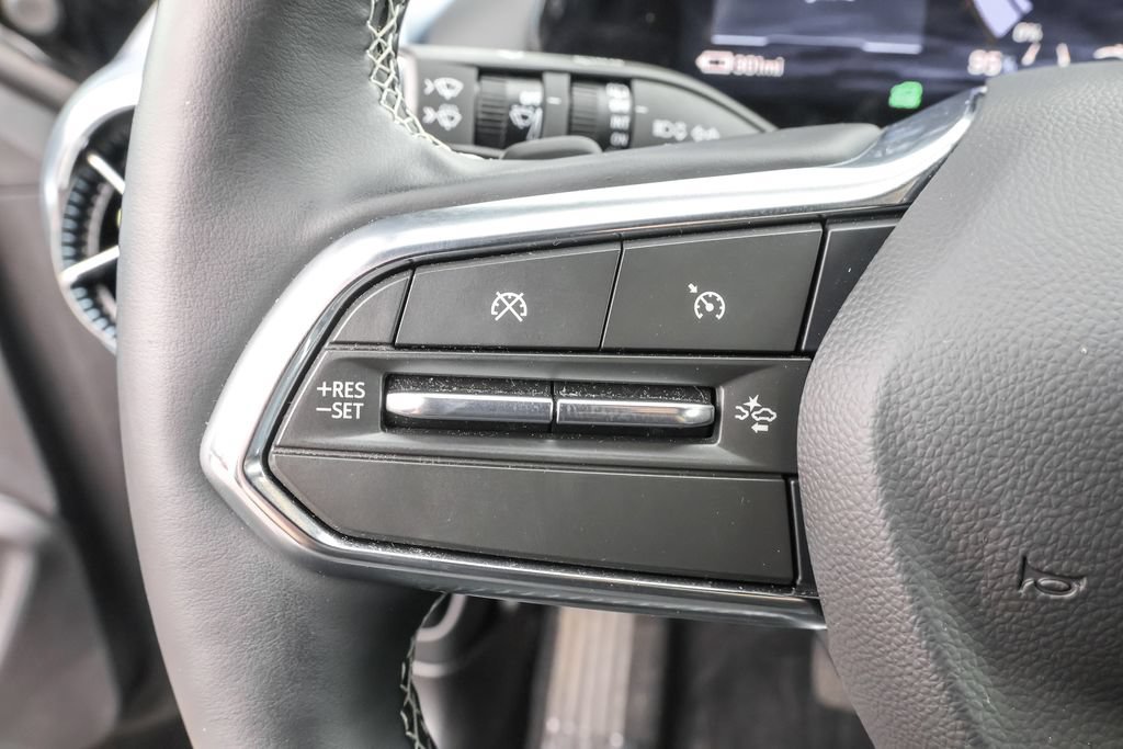 Used 2024 Chevrolet Equinox EV LT AWD/4WD image 21