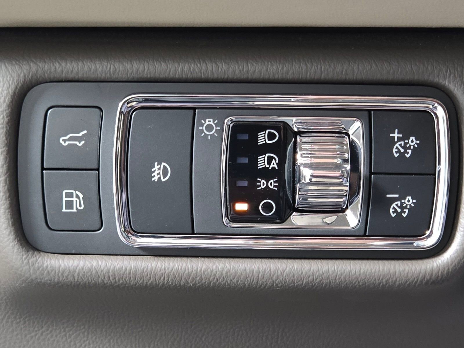 Used 2023 Lincoln Aviator Grand Touring w/ Equipment Group 301A image 21