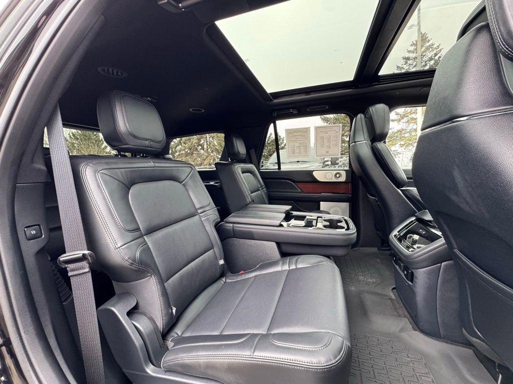 Used 2024 Lincoln Navigator Reserve w/ Equipment Group 201A AWD/4WD image 42