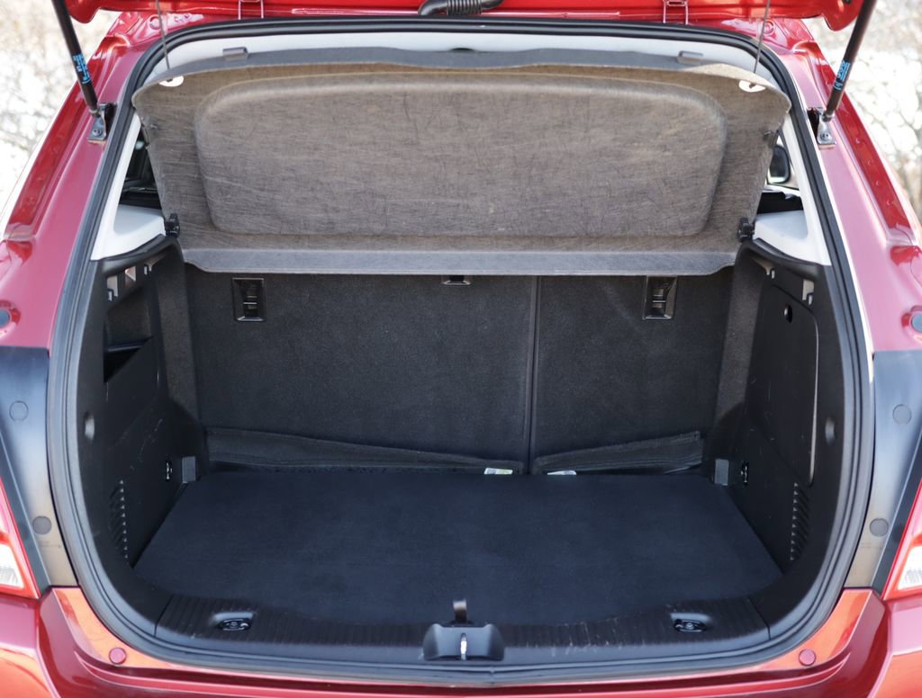 Used 2019 Chevrolet Trax LT w/ Driver Confidence Package image 24