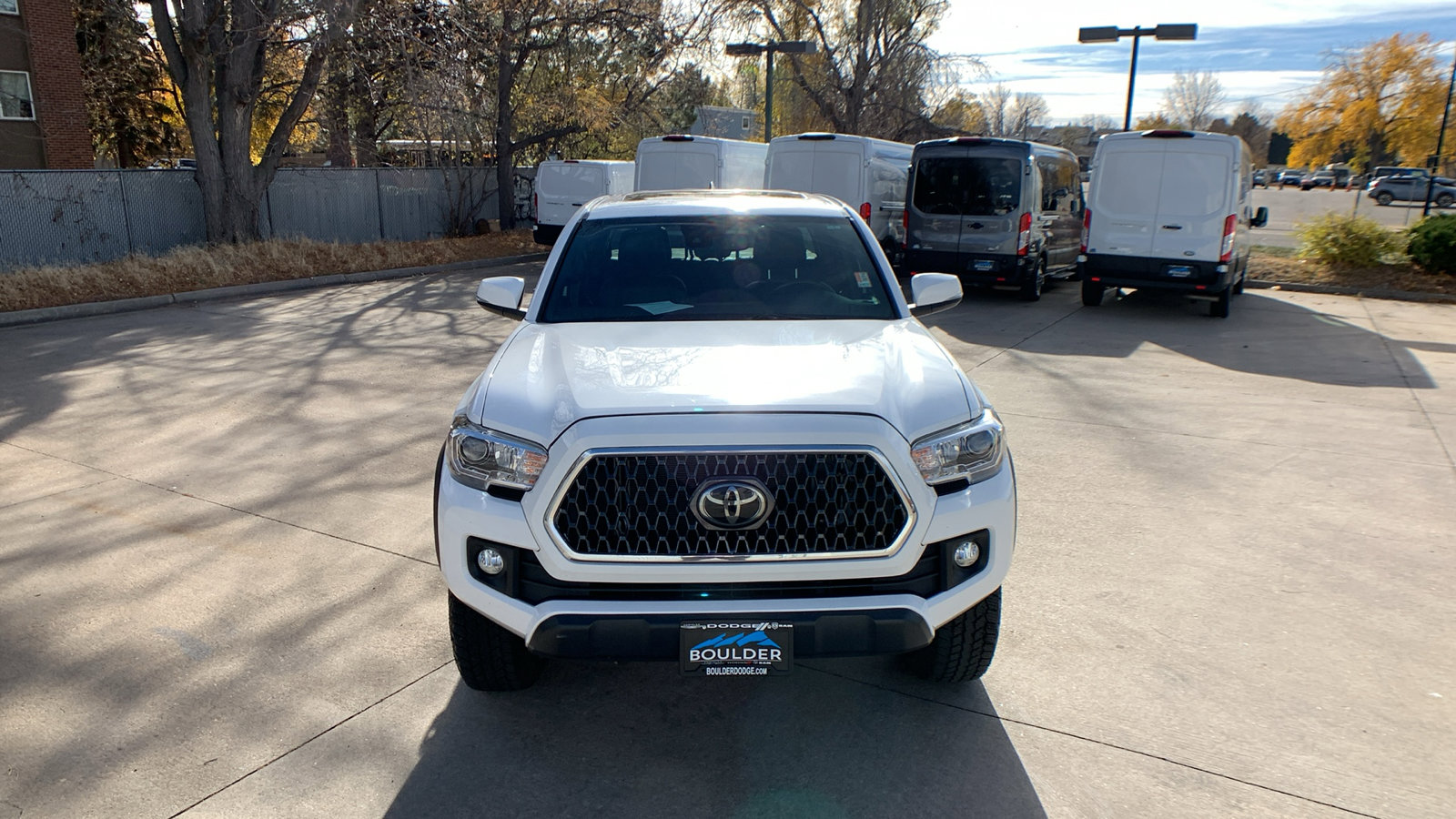 Used 2019 Toyota Tacoma TRD Off-Road image 8