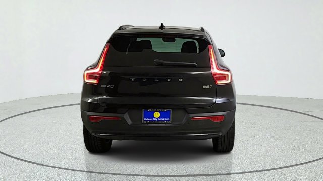 New 2026 Volvo XC40 B5 Plus w/ Protection Package Premier AWD/4WD image 6