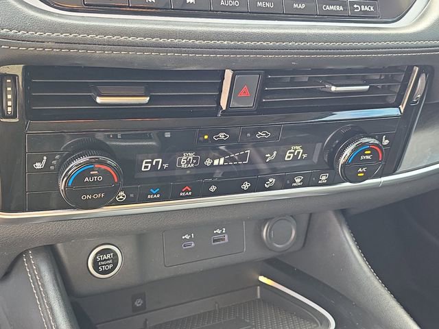 Certified 2022 Nissan Rogue Platinum w/ Head-Up Display Package image 28