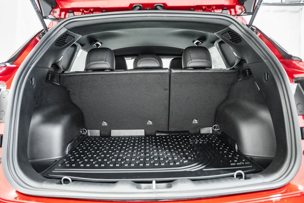 New 2026 Jeep Compass Latitude image 8