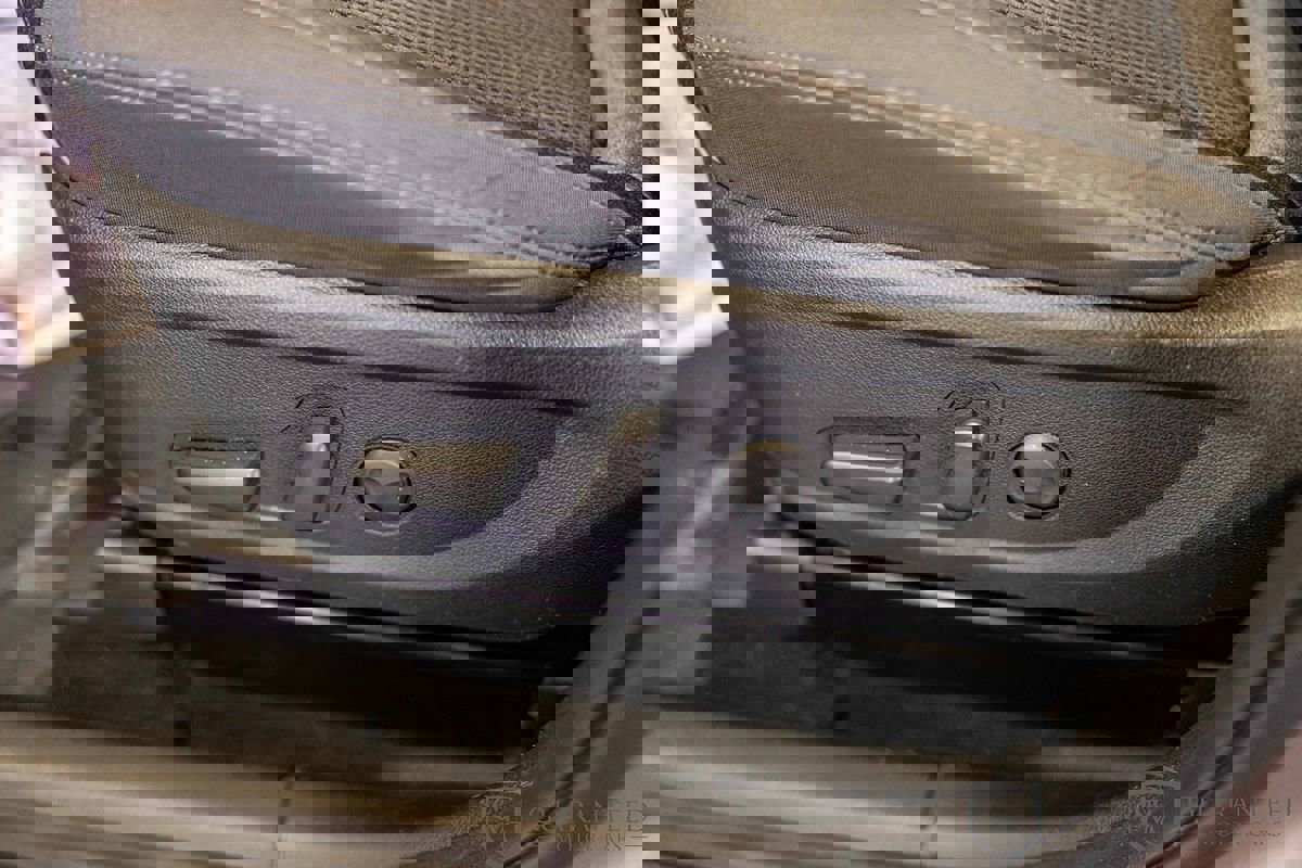 Used 2020 Hyundai Santa Fe SEL image 21