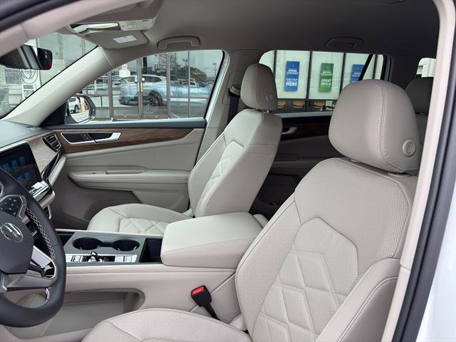New 2026 Volkswagen Atlas SE image 14