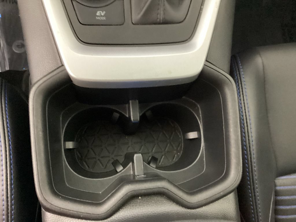 Used 2023 Toyota RAV4 XSE AWD/4WD image 25