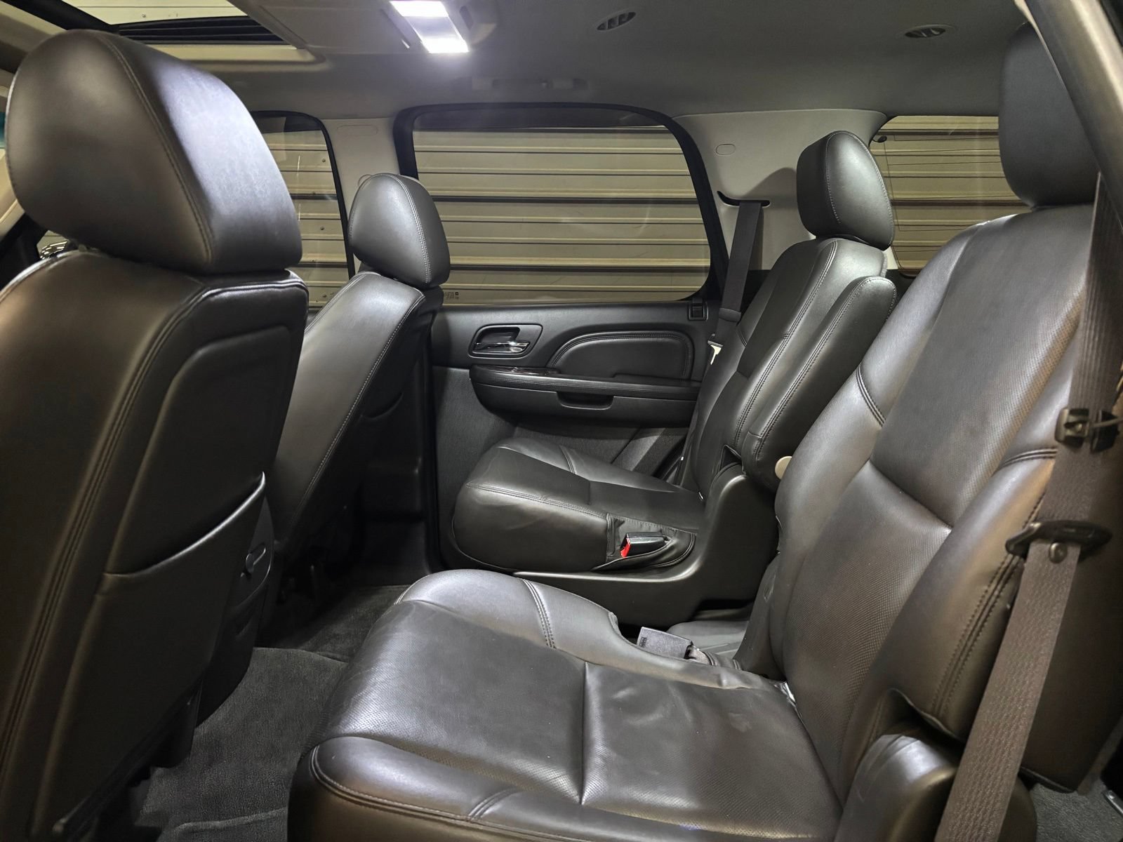 Used 2014 GMC Yukon Denali AWD/4WD image 25