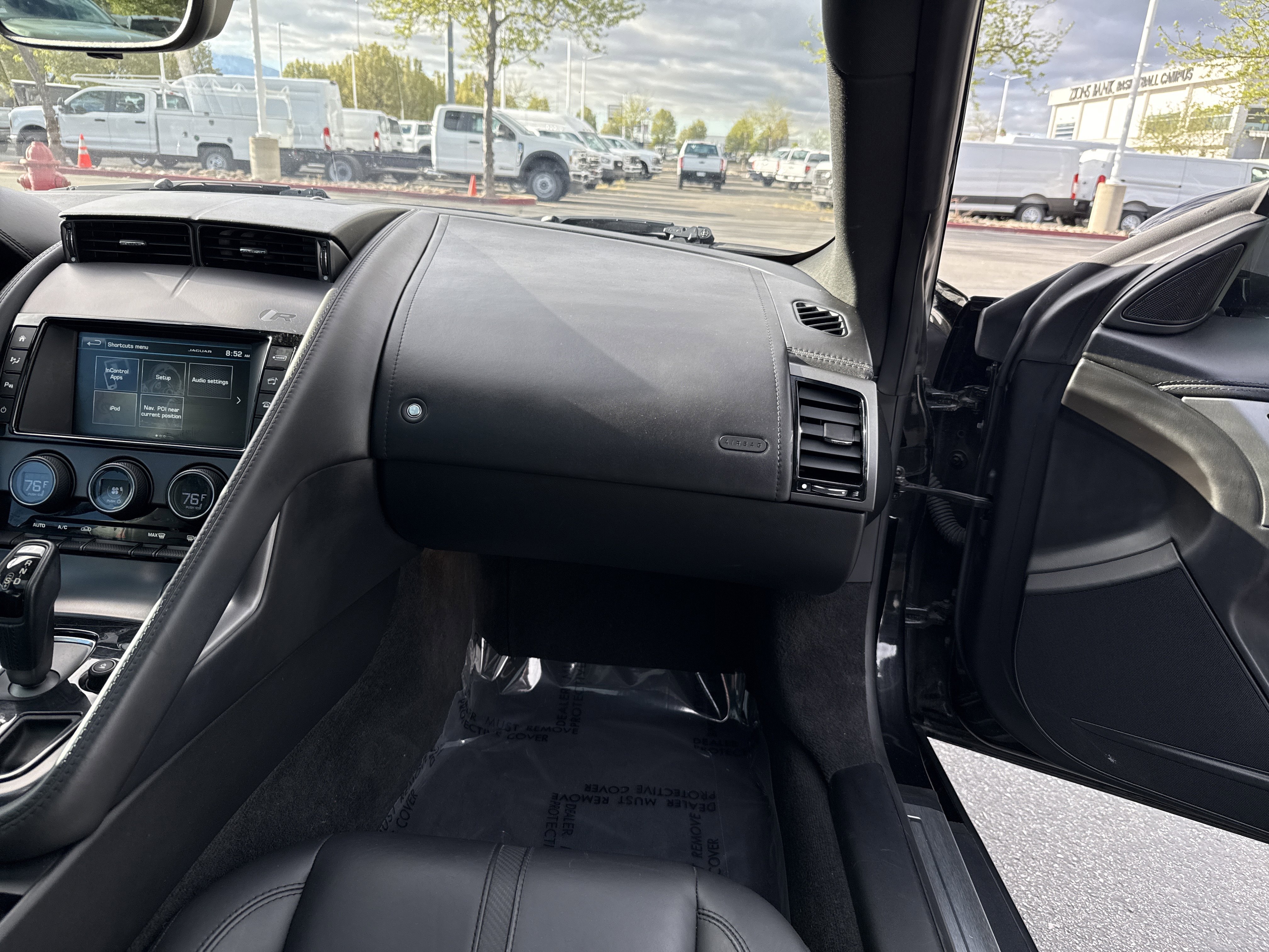 Used 2017 Jaguar F-TYPE R image 28