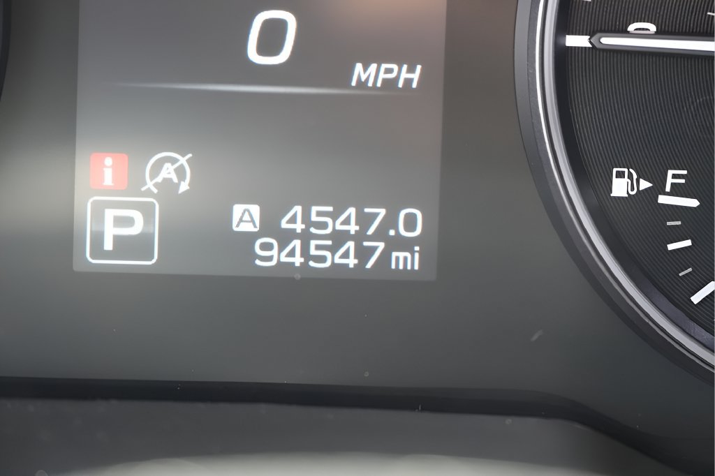 Used 2024 Subaru Outback Premium AWD/4WD image 19