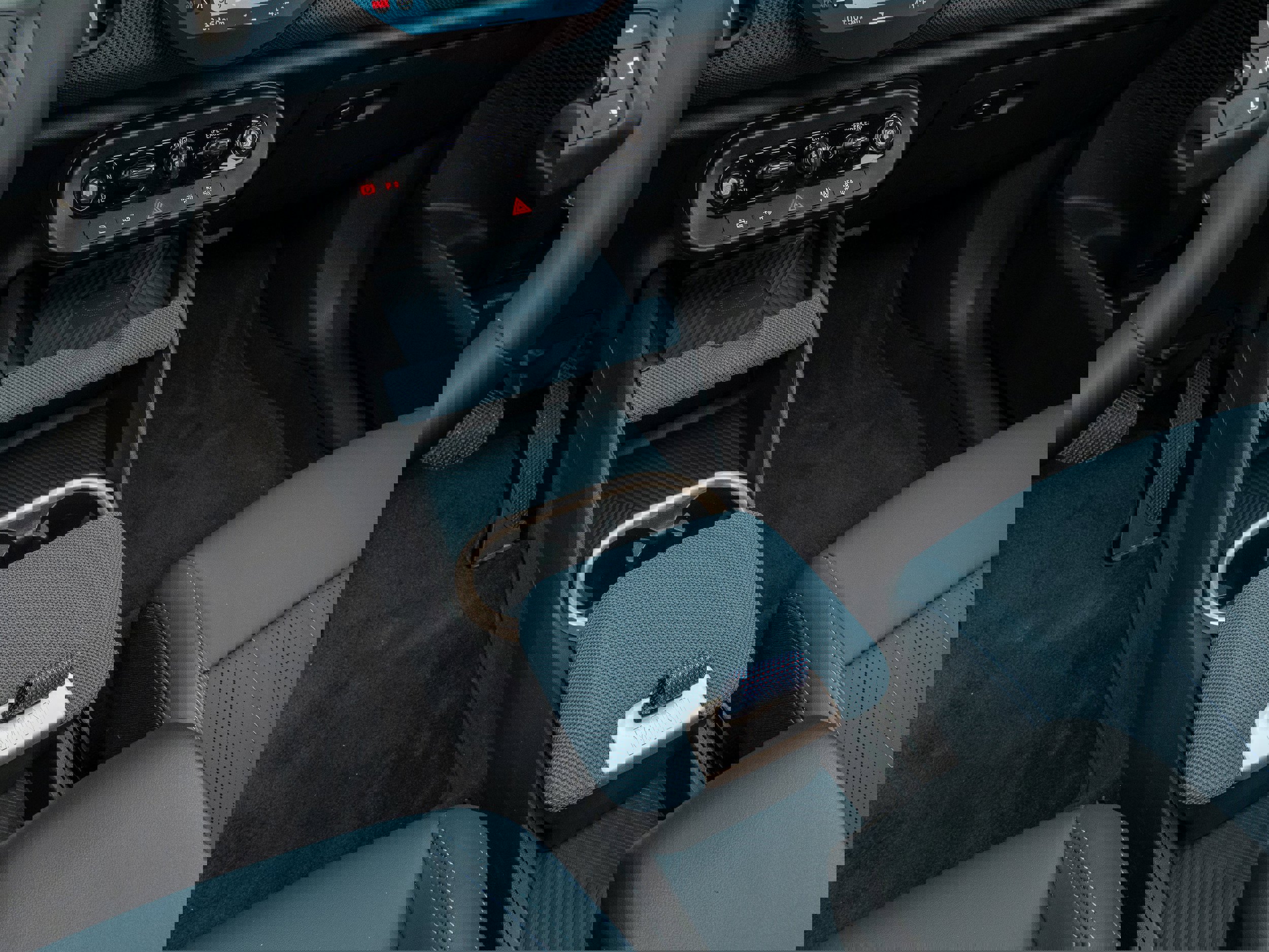 Used 2025 MINI Cooper Countryman S w/ Comfort Package Max image 28