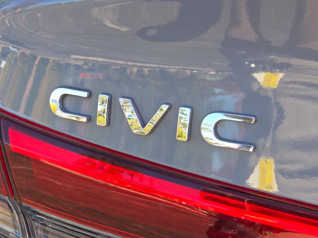 Used 2024 Honda Civic Sport image 17