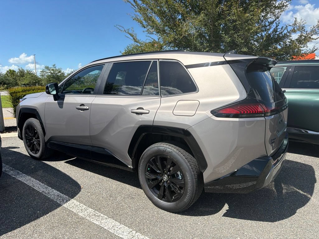 Used 2026 Toyota RAV4 SE AWD/4WD image 2
