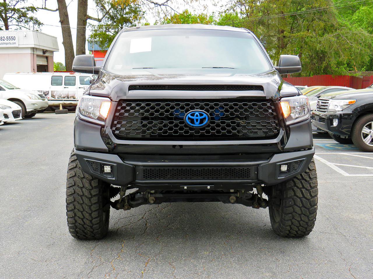 Used 2015 Toyota Tundra SR5 w/ SR5 Upgrade Package AWD/4WD image 4