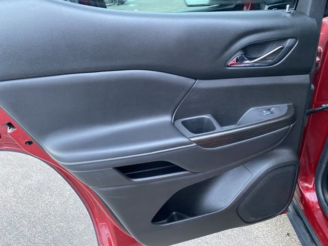 Used 2018 GMC Acadia SLT w/ LPO, Floor Liner Package image 31