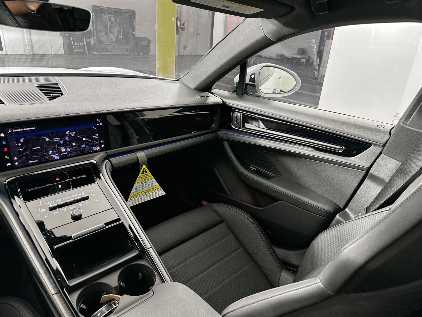 Certified 2026 Porsche Panamera 4 AWD/4WD image 29
