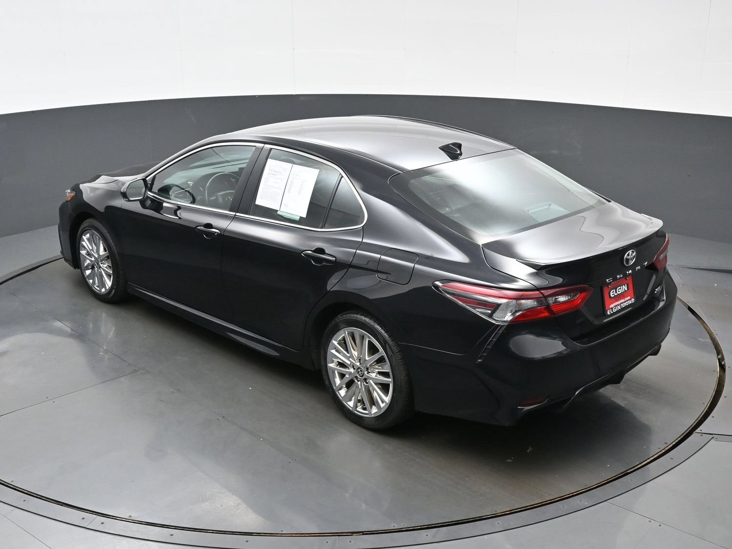 Used 2024 Toyota Camry SE FWD image 37