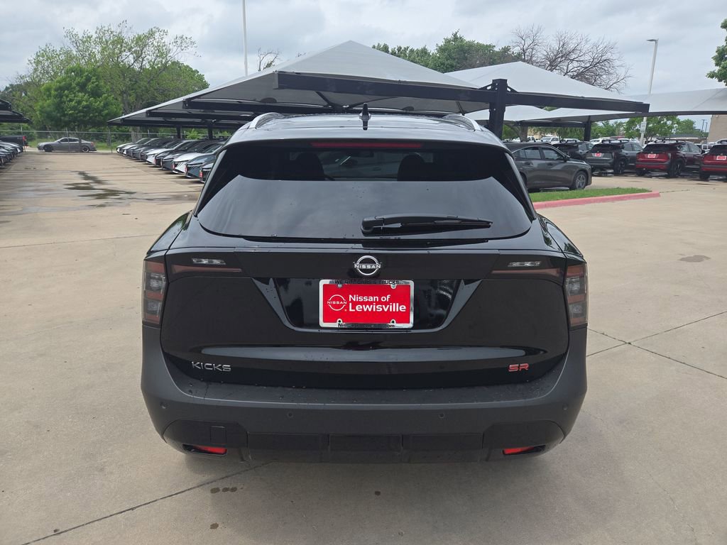 New 2026 Nissan Kicks SR FWD image 4