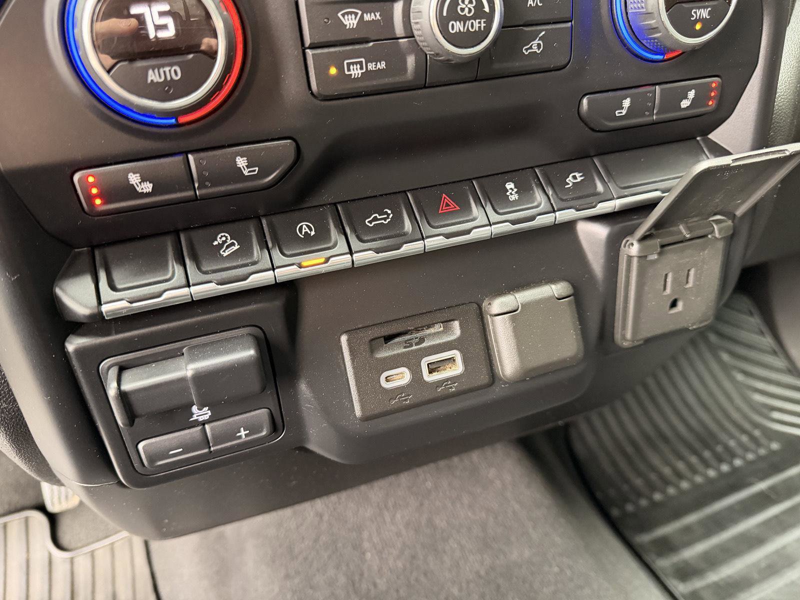 Used 2019 Chevrolet Silverado 1500 LT w/ All-Star Edition image 22