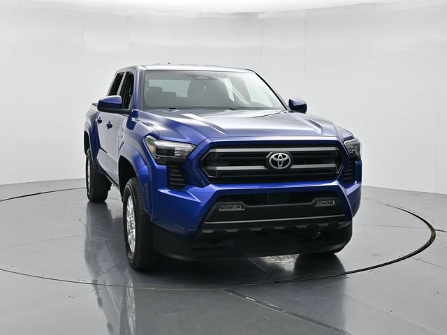Used 2025 Toyota Tacoma SR5 RWD image 4