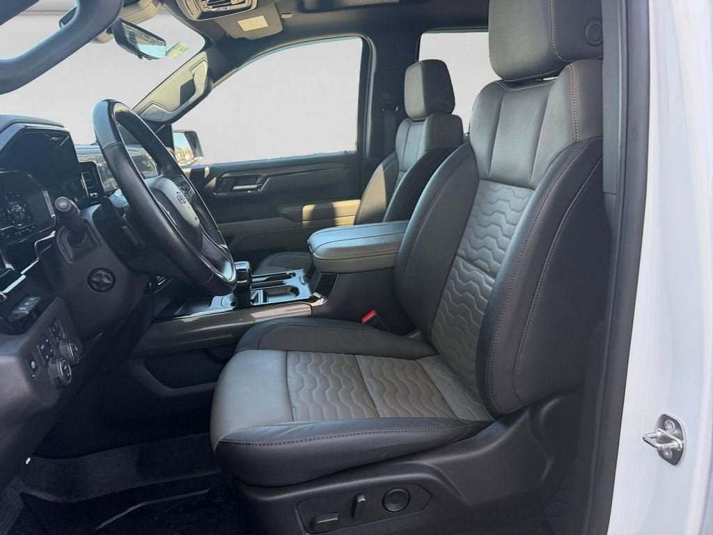 Used 2024 Chevrolet Silverado 1500 ZR2 w/ Technology Package AWD/4WD image 10