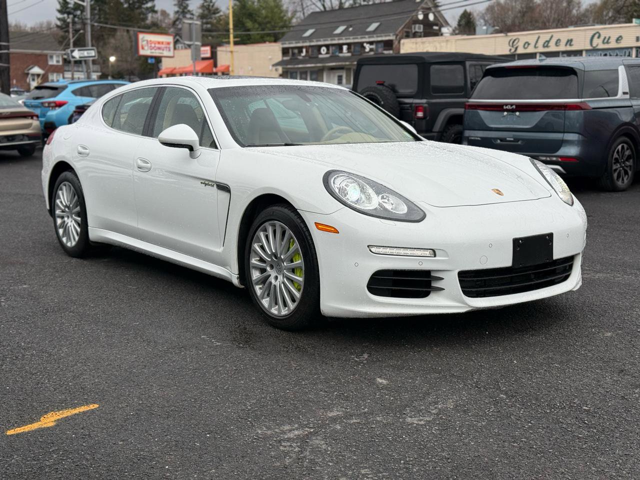 Used 2014 Porsche Panamera S image 2