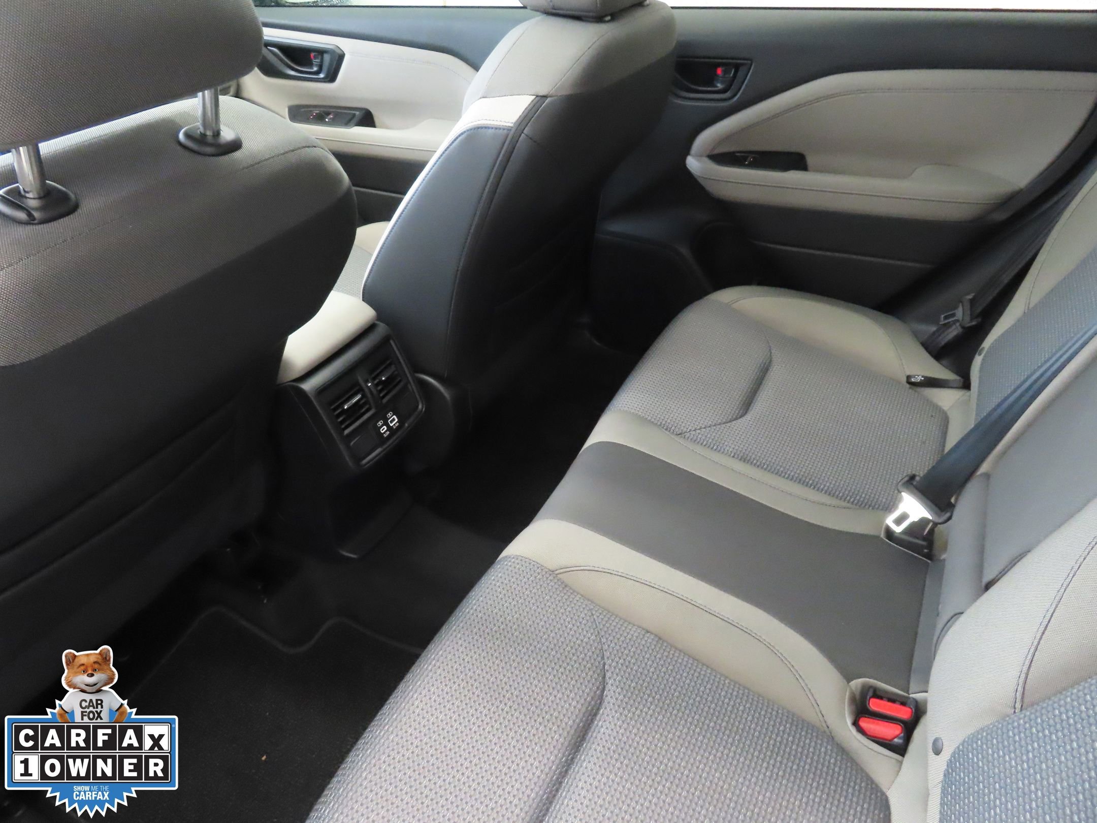 Used 2025 Subaru Forester Premium AWD/4WD image 24
