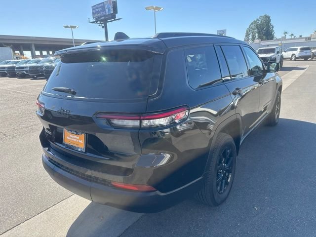 Certified 2024 Jeep Grand Cherokee L Altitude AWD/4WD image 6