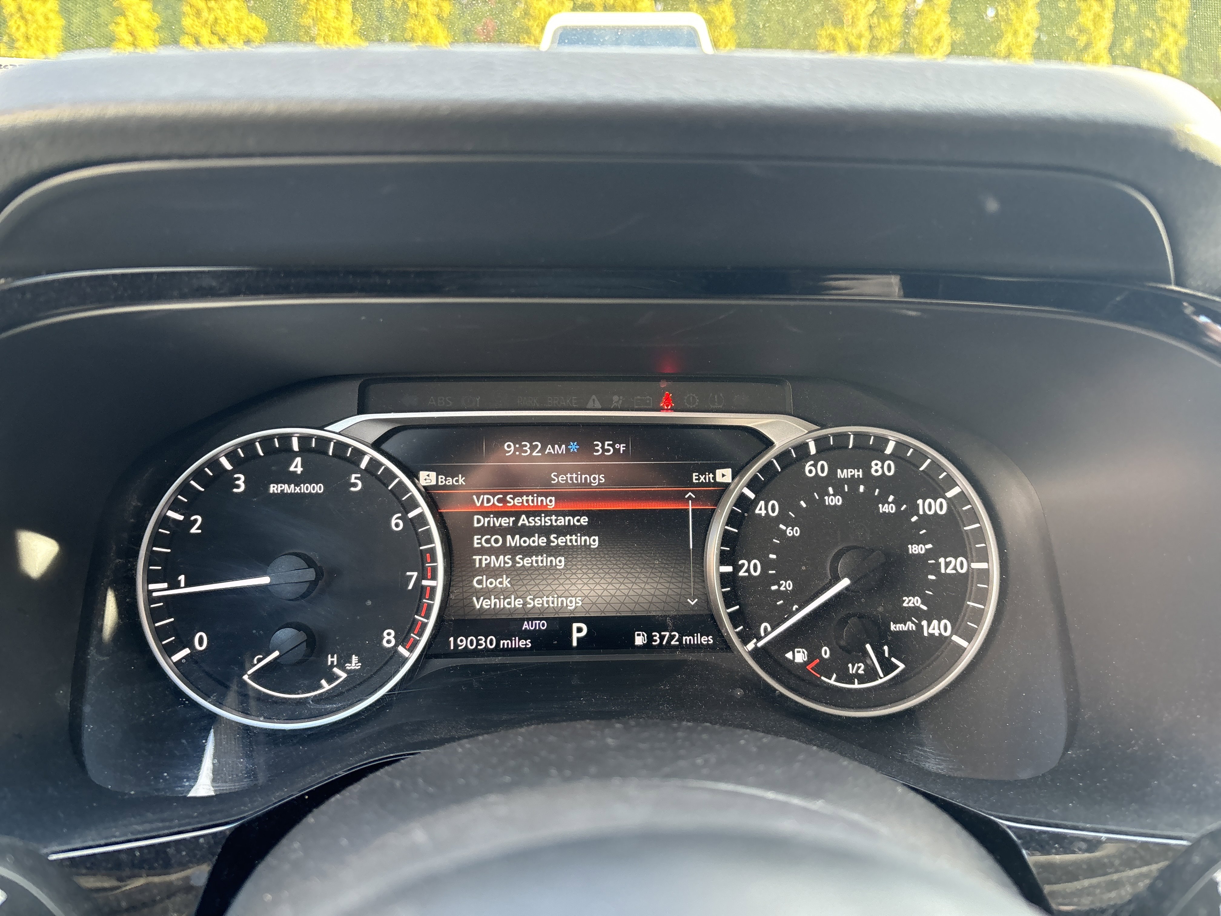 Used 2024 Nissan Pathfinder SV w/ Black Appearance Package image 22