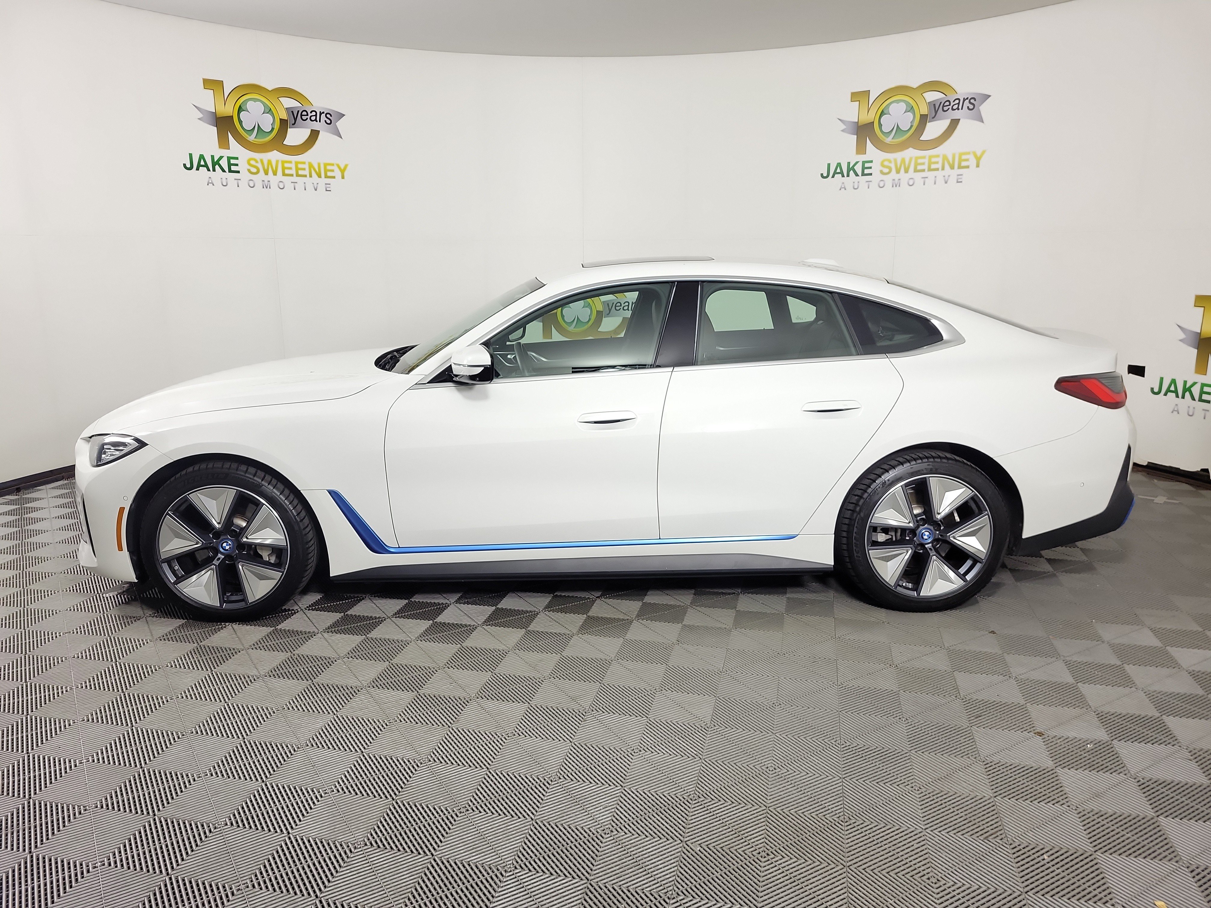 Certified 2023 BMW i4 eDrive35 w/ Premium Package RWD image 4